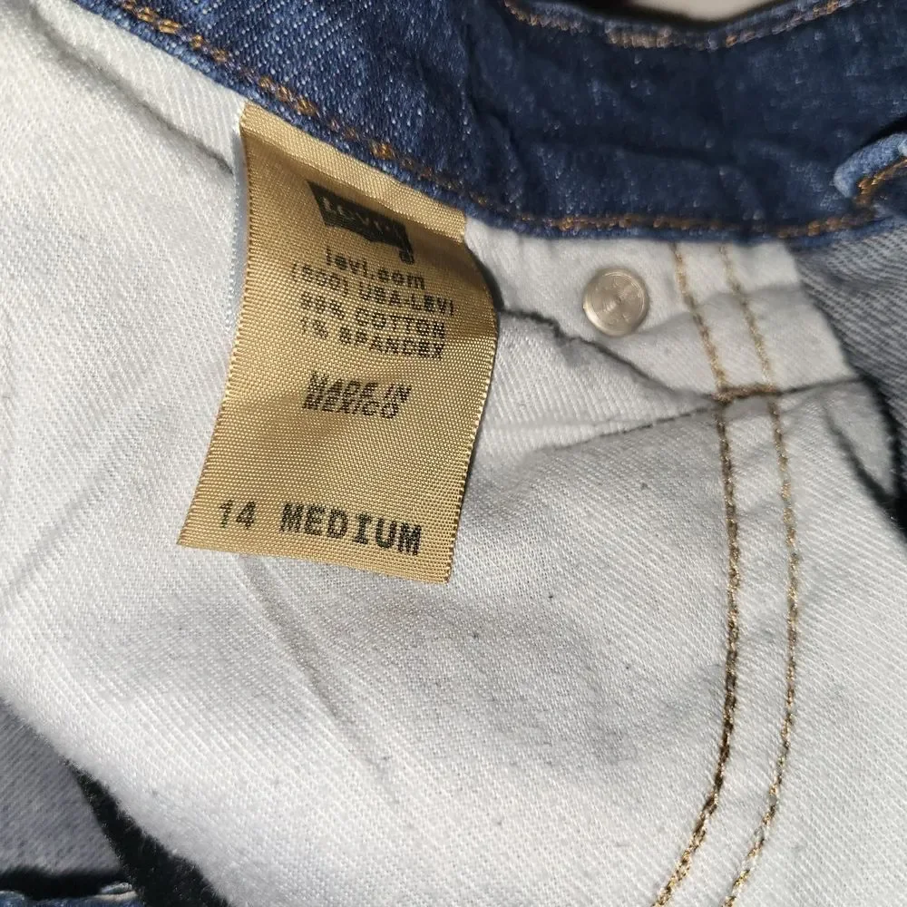 Levi's Blue Flare Wide Leg Jeans with Classic Style - Size 14 - Picture 4 of 4